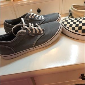 Two pairs of vans,American eagle shirt,pink